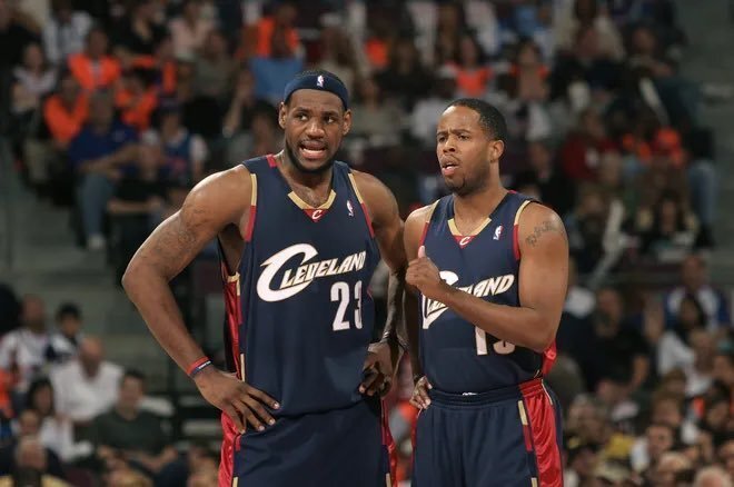 性以及在勒, 在球队官方 性以及在勒, 在球队官方