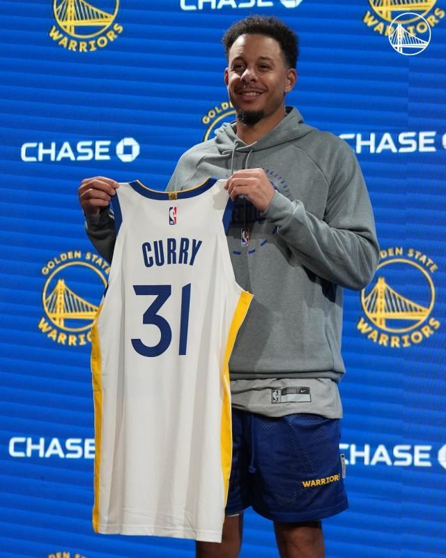 一场季前赛, 眼下, jpg 一场季前赛, 眼下, jpg